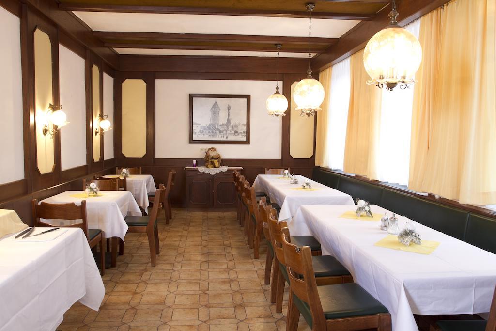 קורנויבורג Hotel Zur Sonne מראה חיצוני תמונה