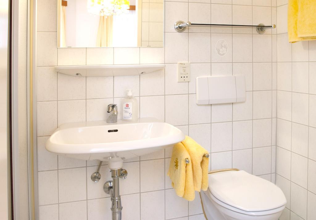 קורנויבורג Hotel Zur Sonne חדר תמונה